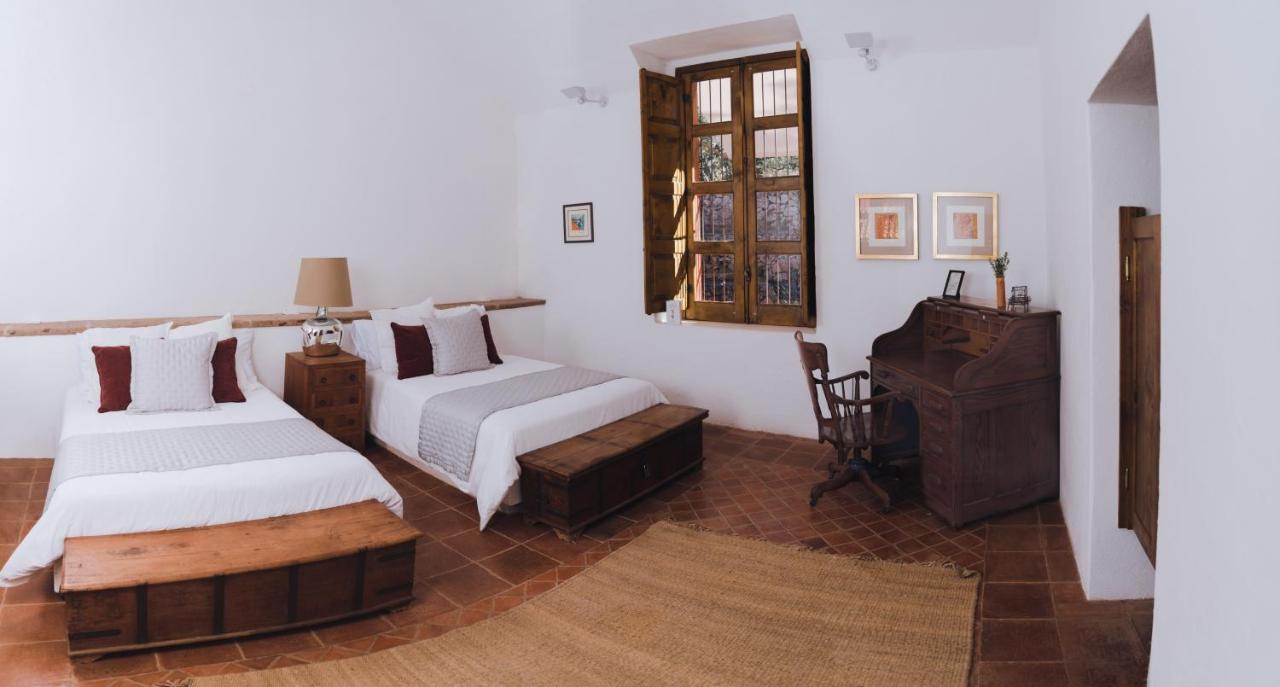 Puerta Del Lobo Villa Querétaro Oda fotoğraf